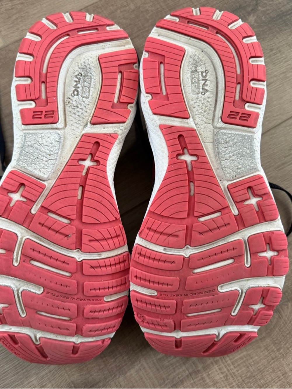 Brooks Adrenaline GTS 22 Women 9.5 Running Shoes Blue Purple Walking Gym Sneaker - Picture 13 of 14